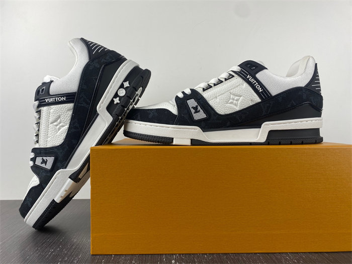 Luis Vitton Trainer 2021ss BM0159