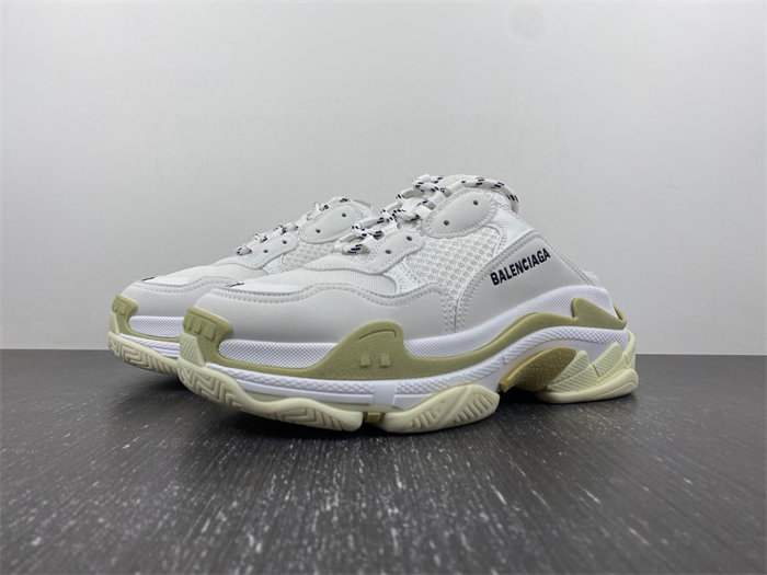 BALENCIAGA TRIPLE S 755686 W3SM2 9097