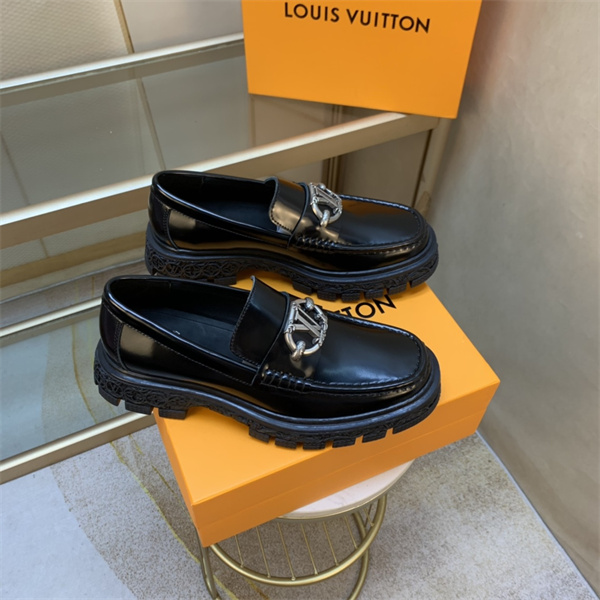 Lv Loafer 009