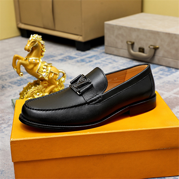 Lv Loafer 022