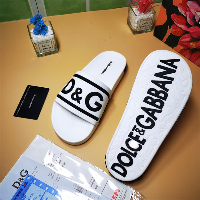 DG slipper 26