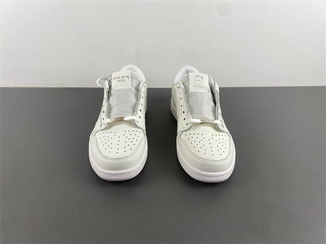 Travis Scott x Air Jordan 1 Low OG1228-111