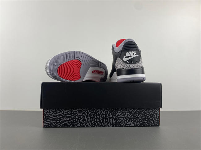 Air Jordan 3 Retro