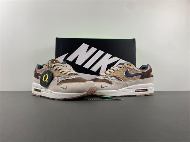 Nike Air Max 1 '87 Premium University of Oregon PE HQ2640-200
