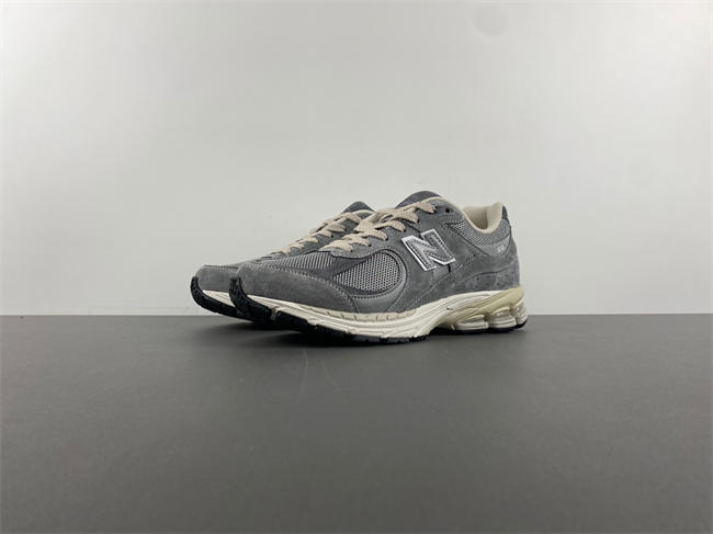 New Balance 2002R Shadow Grey M2002RANM