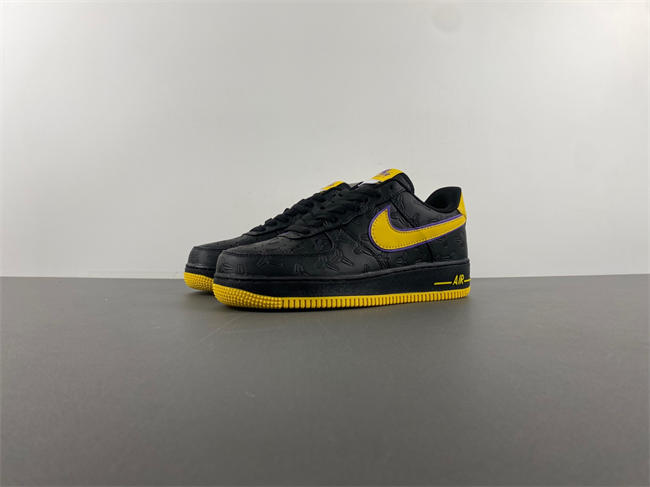 Kobe Bryant x Nike Air Force 1 Low HV5122-001