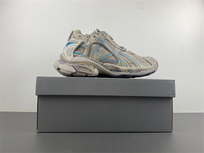 Balenciaga 772774-W3RNY-2240