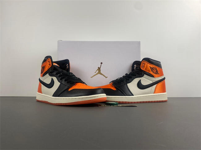 Air Jordan 1 Retro High OG Satin Shattered Backboard AV3725-010