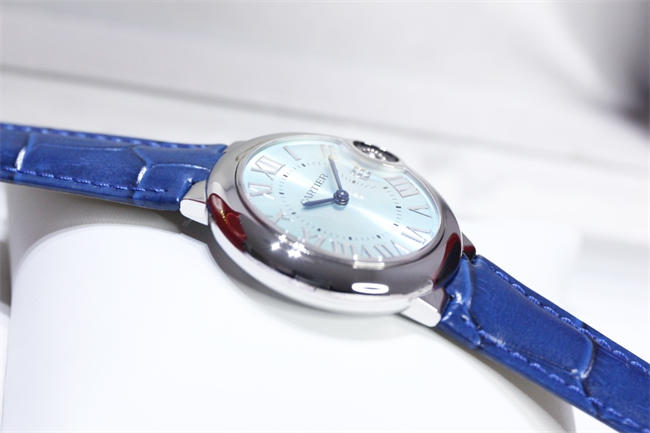 CARTIER 3K Blue Balloon 28mm Quartz 01