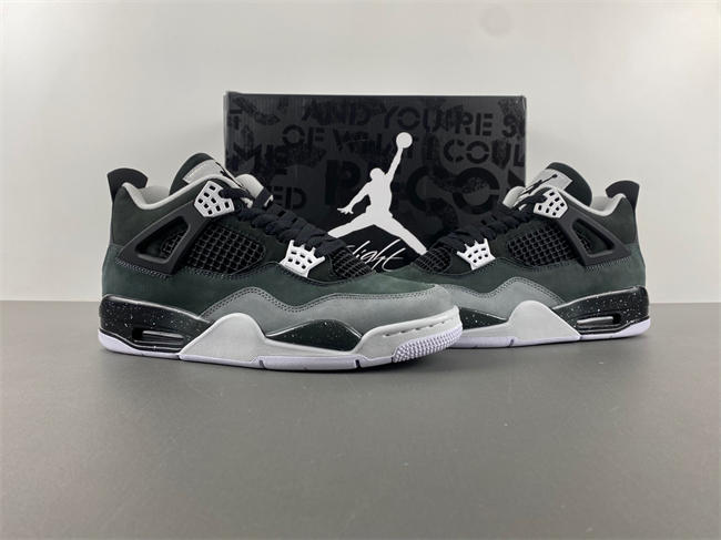 Air Jordan 4 “Fear FQ8138-002