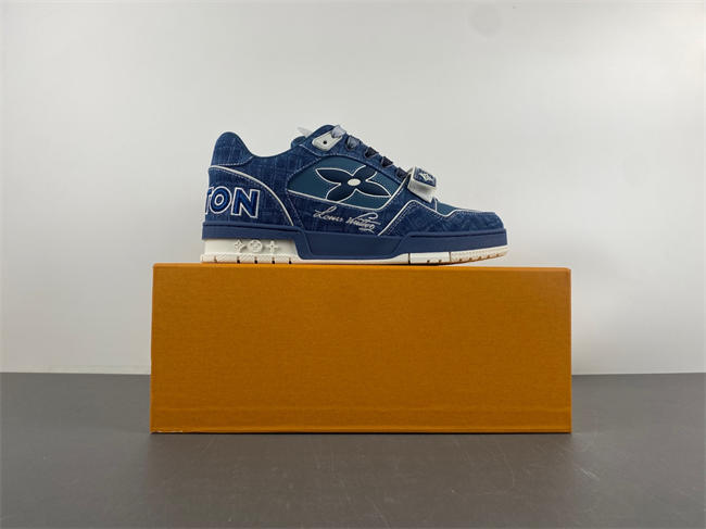 Louis Vuitton LV trainer x2 2220