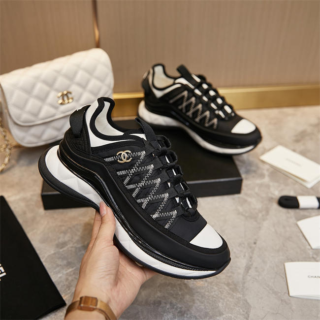 Chanel Trend Sneaker