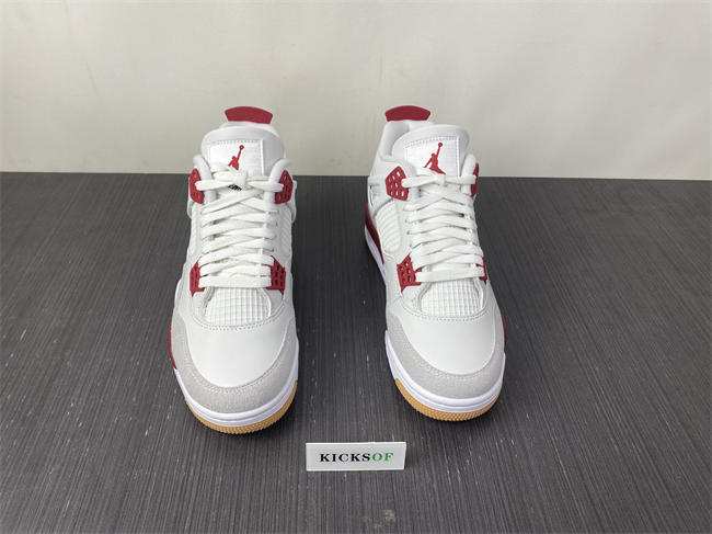 Nike SB x Air Jordan 4 DR5415-160