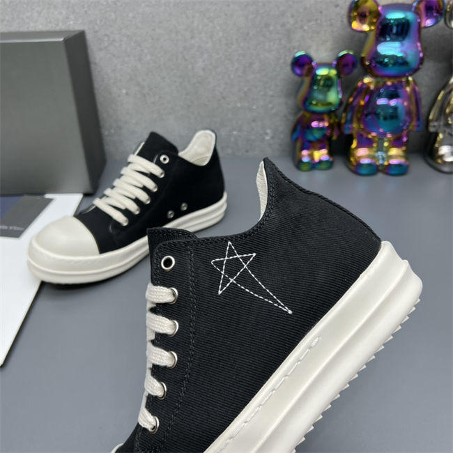 RI*K OWENS SNEAKERS