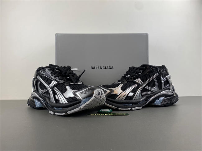 Balenciaga Runner