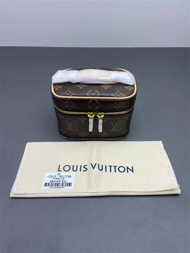 LV BAG